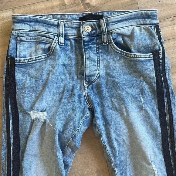 4/$25 Forever 21 Men Distressed Striped Jeans Sz 30 - Picture 2 of 7